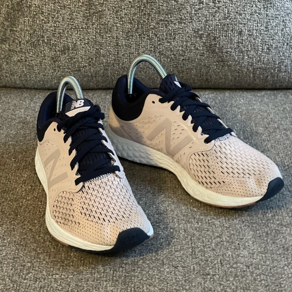 New Balance Womens Fresh Foam Zante V4 